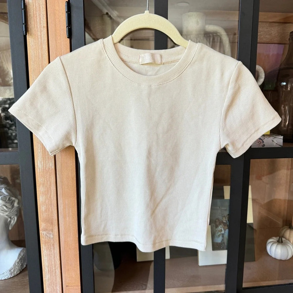 Nuuds baby tee cropped top ribbed beige fitted bone crewneck short sleeve skims - Picture 2 of 7